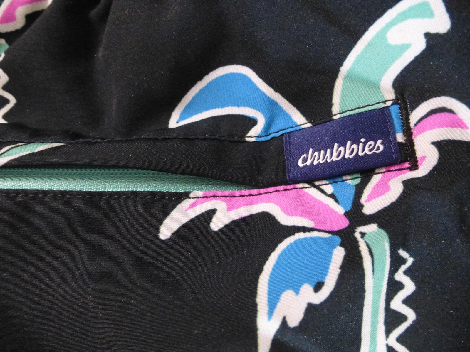 Chubbies Shorts Men Large Black Palms Swim Trunks Havana Nights Lined Zip Pocket