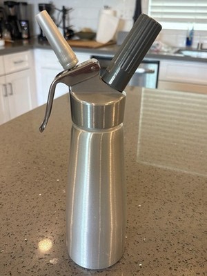 iSi Whipped Cream Dispenser Professional 500mL / 1 Pint   Leak Proof Austria