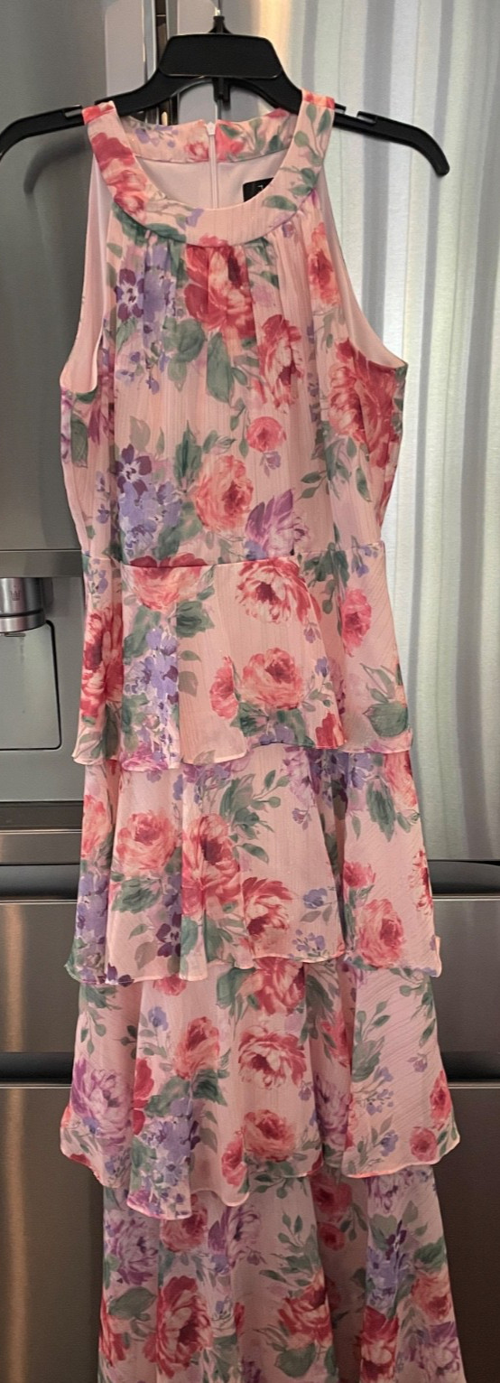 Jessica Howard Size 8 Multi-Color w/Floral Print Sleeveless Tiered Maxi Dress