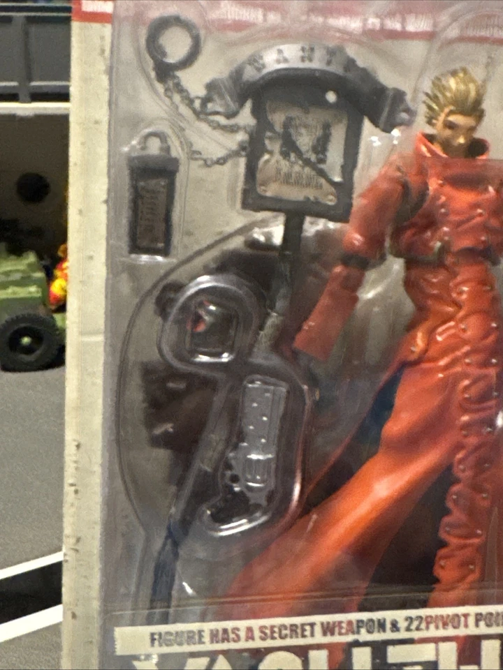 TRIGUN Vash The Stampede - Kaiyodo Trigun - Action Figure - Image 4 of 4