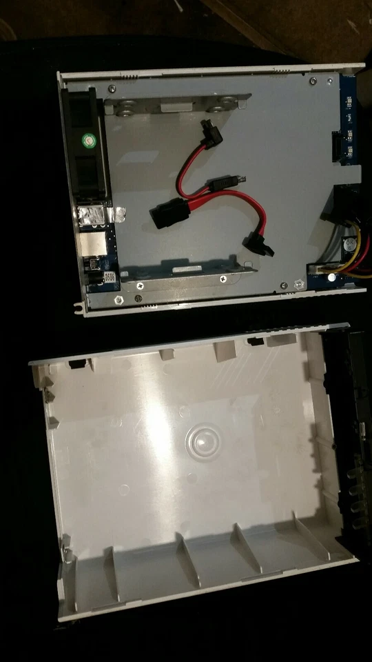 Synology Disk Station DS-207+, no PSU or HDD, ref:CD_18 - Image 3 of 4