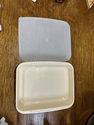 Tupperware Casserole Dish Large 3 qt Rectangle Vintage Plastic