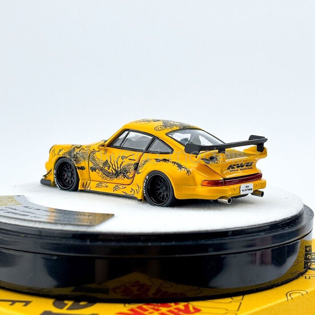 PGM 1:64 Yellow Dragon RWB 930 Classic Sports Model Diecast