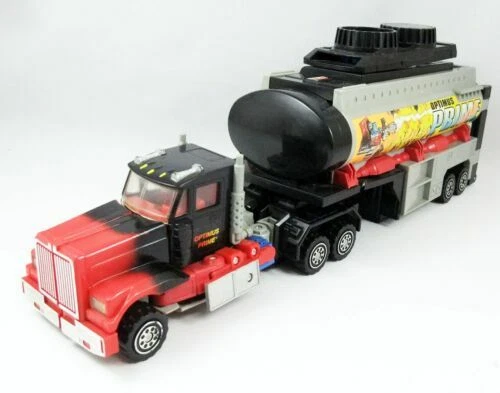 Figurines de transformers et robots transformers G2