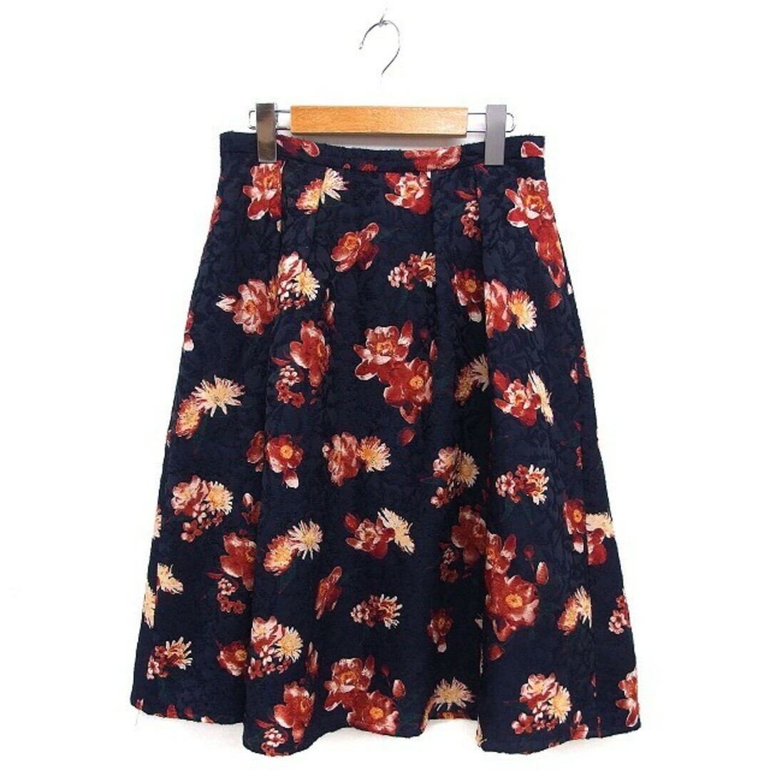 NATURAL BEAUTY BASIC Jacquard Skirt Long Tuck Floral Pattern Back  