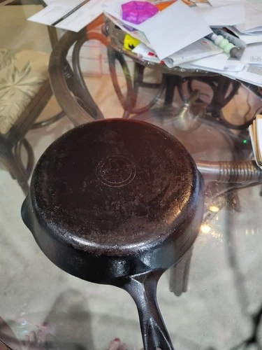 Griswold No 6 Small Logo Smooth Flat Bottom Cast Iron Skillet Frying Pan 699