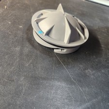 10 11 12 13 2013 BUICK LACROSSE HEADLIGHT LAMP LENS BULB DUST COVER CAP K442