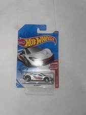 Hot Wheels Red Edition 9/12 McLaren P1 in White 149/250