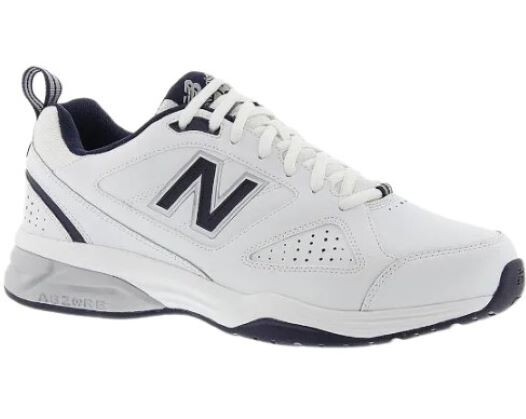 NEW BALANCE 623 V3 MENS SIZE 7 D WHITE & NAVY CROSS TRAINING RUNNING SNEAKER