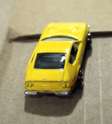 Ferrari 365 GTS/4 Daytona Jaune 1/18 - Hot Wheels 23906 - Miniature état Neuf