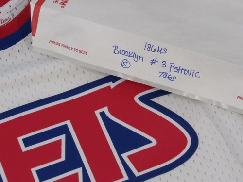 New 1992-93 Drazen Petrovic #3 Nets Mens Mitchell & Ness Swingman Jersey $130 - Picture 12 of 13