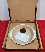 Pampered Chef White Mini Baker w/Pan Scraper 8" x 2" 1 qt