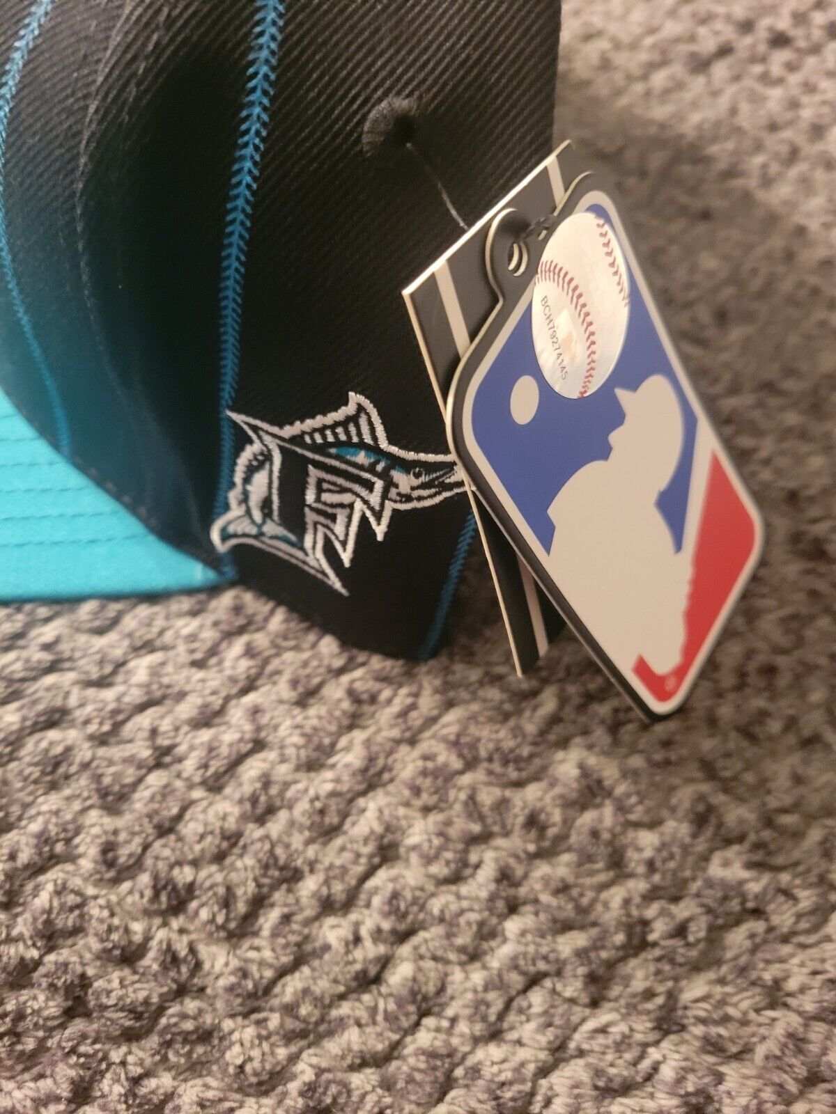 Picture 4 of 9