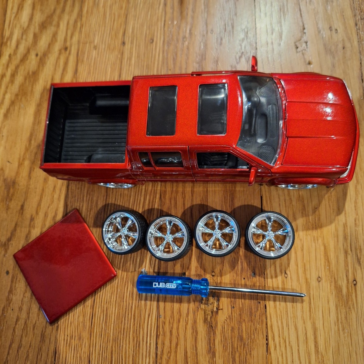 Jada Dub City 2000 Chevy S-10 Metal Model Kit 1:24 Diecast | eBay