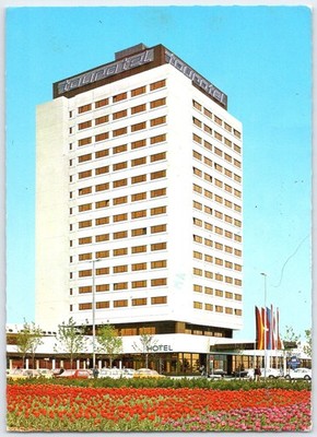 Vintage Tourhotel Wien Austria Postcard 1974 Continental Size