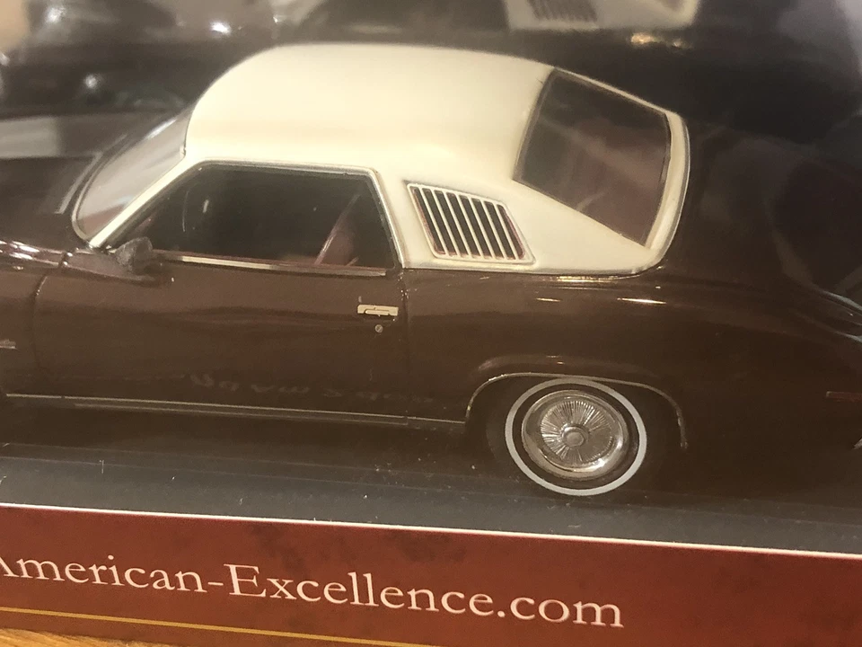 Neo Scale Models American Excellence Pontiac Grand Am 2 door Coupe Car - 1:43 - Image 4 of 4