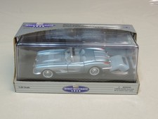 1958 Chevrolet Corvette 124 Classic Metal Works Diecast Blue Hardtop Car K