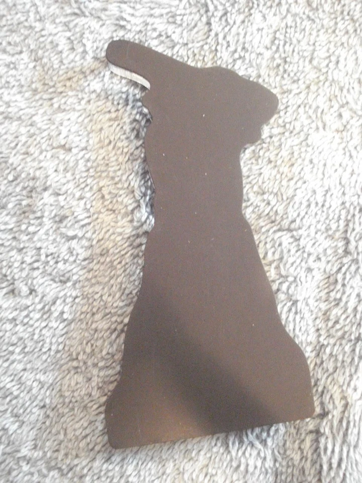 VTG LOT OF 3 DETROIT TIGERS MEMORABILIA ( INGE MAGNET, PINBACK, TIGER ORNAMENT) - Image 4 of 4