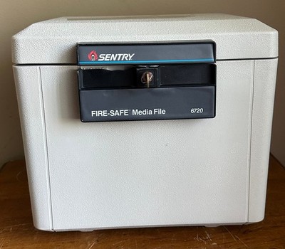 Sentry Model 6720 Gray Fire Safe Media Data Storage Portable File Safe w/ Key