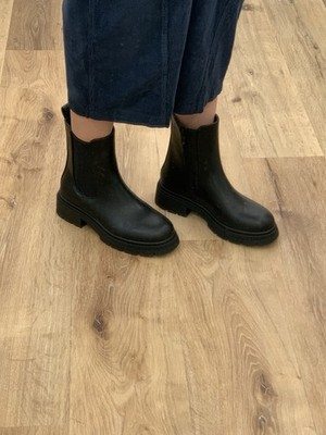 Boots Stiefel Chelsea Style SCHWARZ mit Reißverschluss versch. Größen (La)