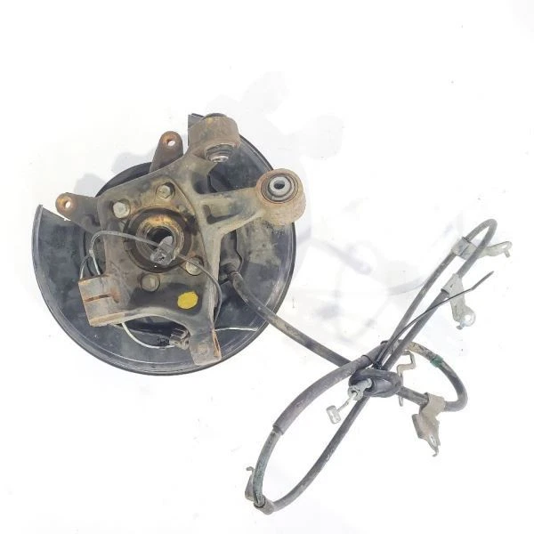 Nudillo trasero derecho manual AWD STI OEM 2015 2016 2017 Subaru WRX Foto 2 de 4