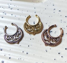 1pc Non-Piercing Crescent Swirl Septum Hanger Clip-On Fake Nose Ring BodyJewelry