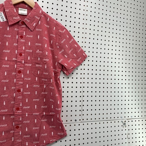 Coca Cola Button Shirt Red All Over Print Logo Short Sleeve Adult Small 19.5x28 - Picture 4 of 15