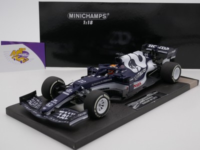 Minichamps 117210122 # Alpha Tauri AT02 F1 Bahrain GP 2021 '' Yuki Tsunoda '' 1:18