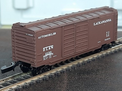 Micro Trains Spur Z 14812 US Box-Car der "Lackawanna" mit OVP (Dobble Door) | Zustand: Gebraucht
