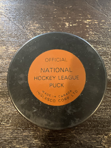 Edmonton Oilers Puck Rare - Picture 1 of 2