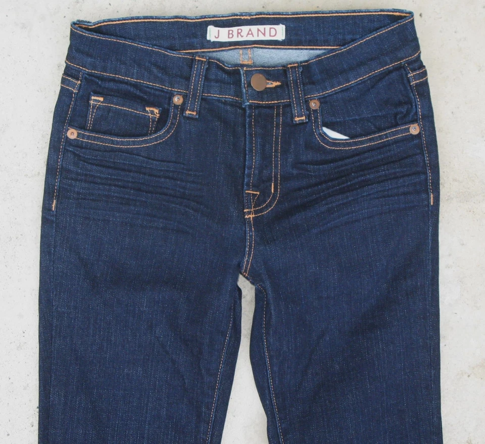 Pantalones de mezclilla marca J Bootcut para niñas talla 14 tiro clásico azul oscuro con elástico L32 Foto 2 de 4