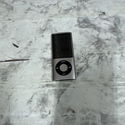 Apple iPod Nano A1320 Handheld MP3 Music Player EMC 2317 Silver for Parts/Repair