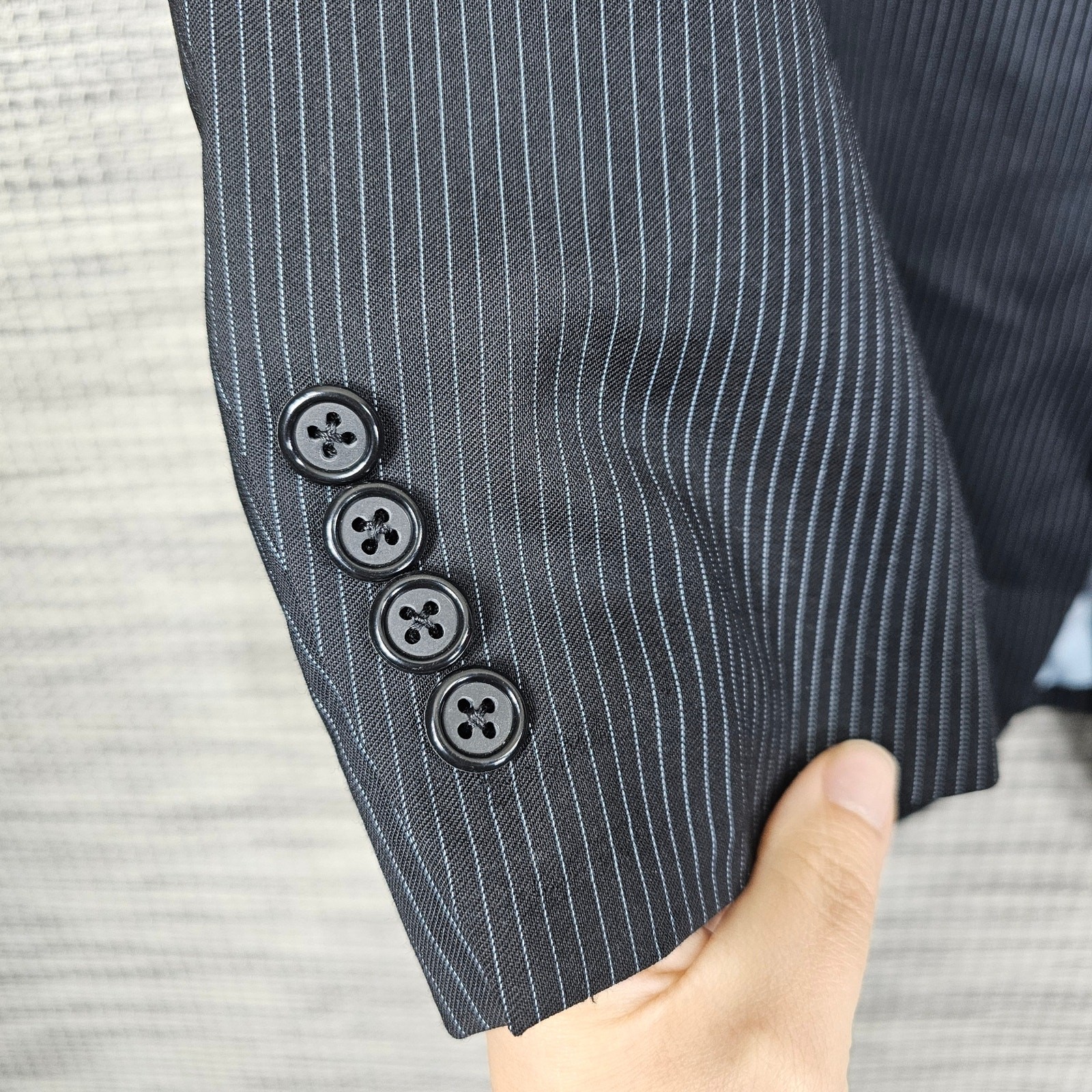 Hugo Boss 44L Bertolucci Movie Blue Super 120 Pinstripe Blazer Sport Coat Jacket thumbnail 14