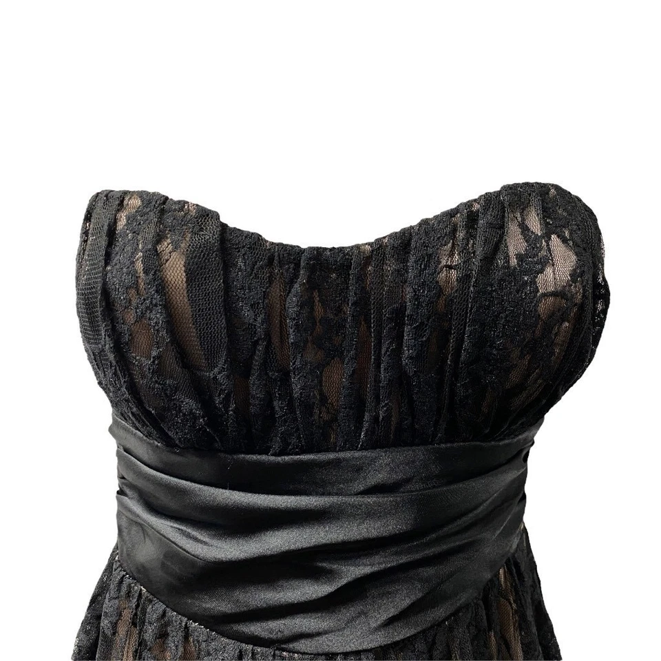 Speechless Fit Flare Strapless Dress Size S Black Lace Beige Floral Sweetheart - Imagem 4 de 4