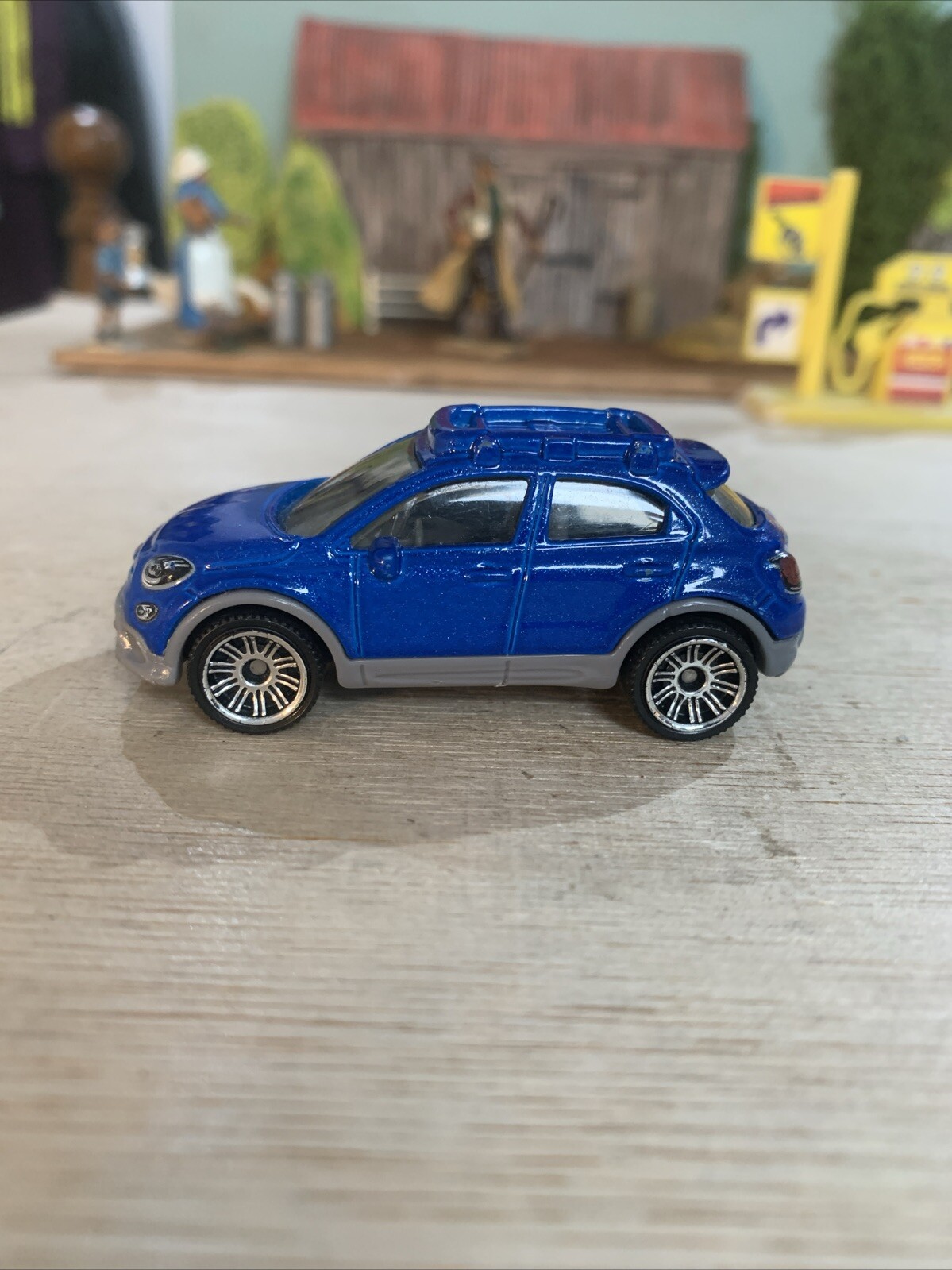 2016 Fiat 500X  - 1/64 Scale Limited Edition - Excellent Condition