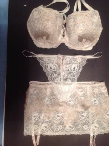 Lingerie De Mariée Victoria's Secret - Lot De 3 Pièces I DO - Taille 34B - Blanc - Neuf Avec étiquettes