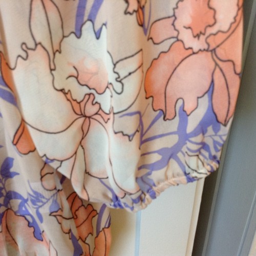 Lovely Ladies WALLIS FLORAL Top size 14-16 - Picture 6 of 13