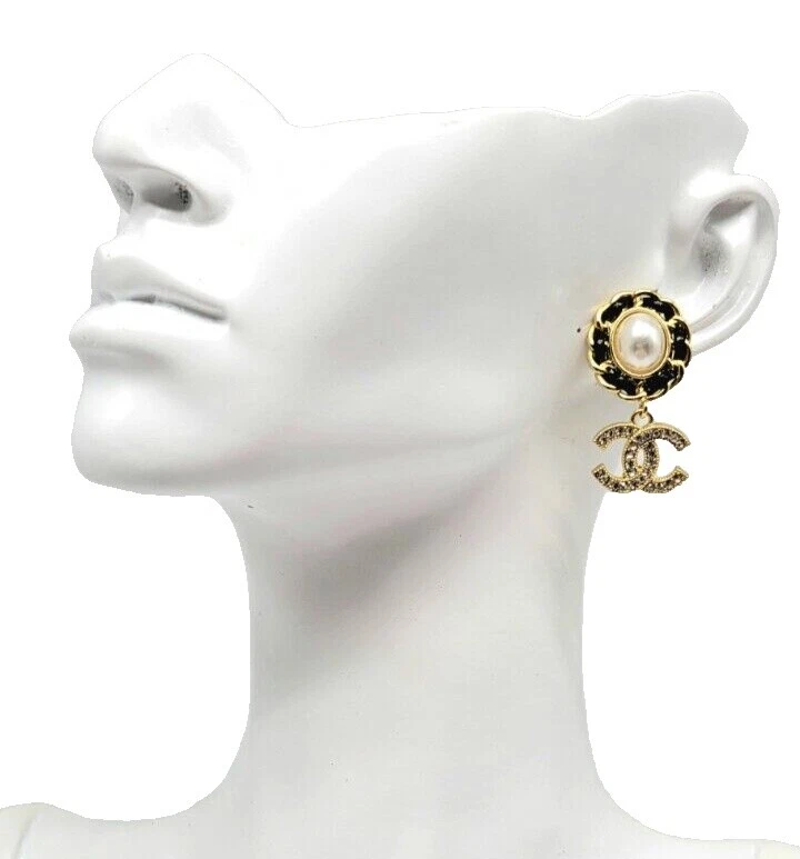Pendientes de moda de cuero CHANEL