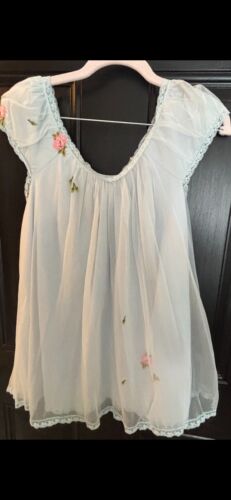 Vintage LAROS Babydoll PEIGNOIR GOWN Baby Blue Lingerie Size S