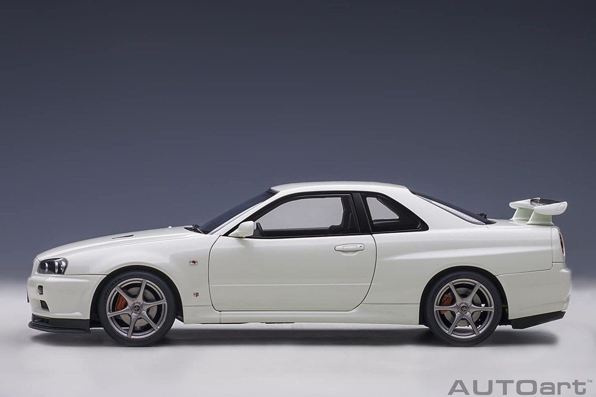 AUTOart 77406 1/18 Nissan Skyline GT-R (R34) V-Spec II White Pearl