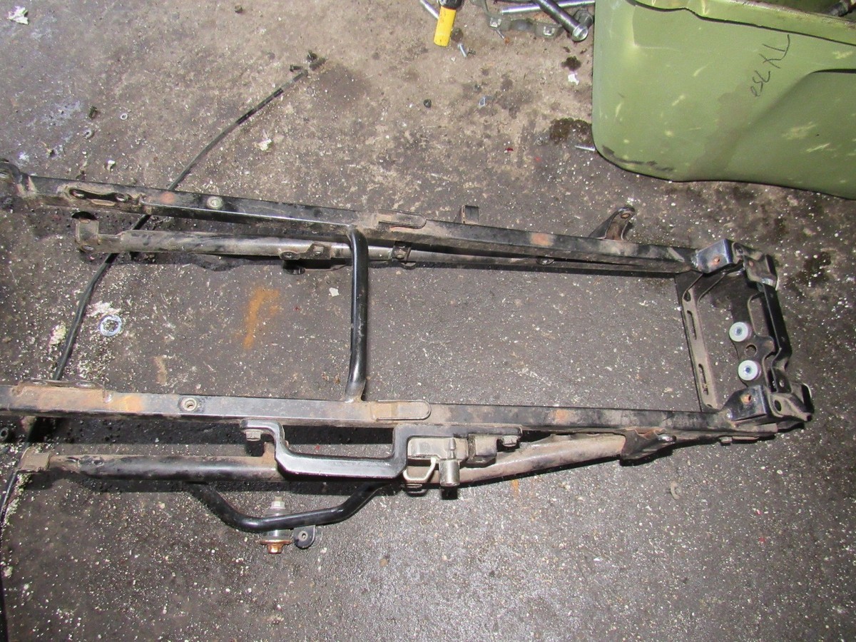 1992 kawasaki zx600 d ninja subframe sub frame | eBay