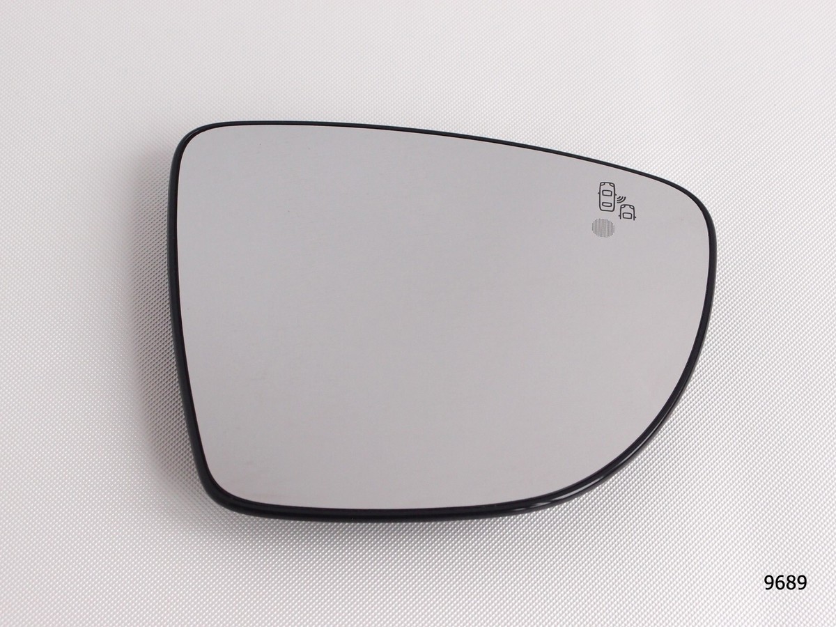 18-24 OEM NISSAN MICRA MK5 / LEAF ZE1 RIGHT HEATED MIRROR GLASS