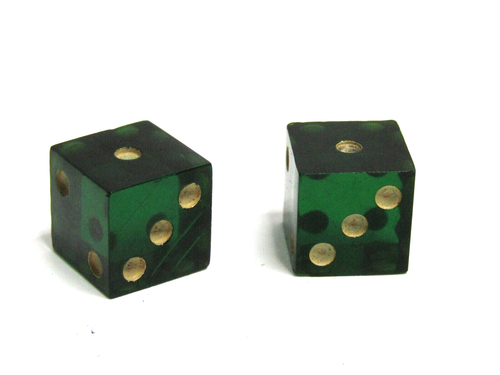 Vintage Pair of 3/8" 16mm Translucent Green Bakelite Dice - Picture 2 of 8