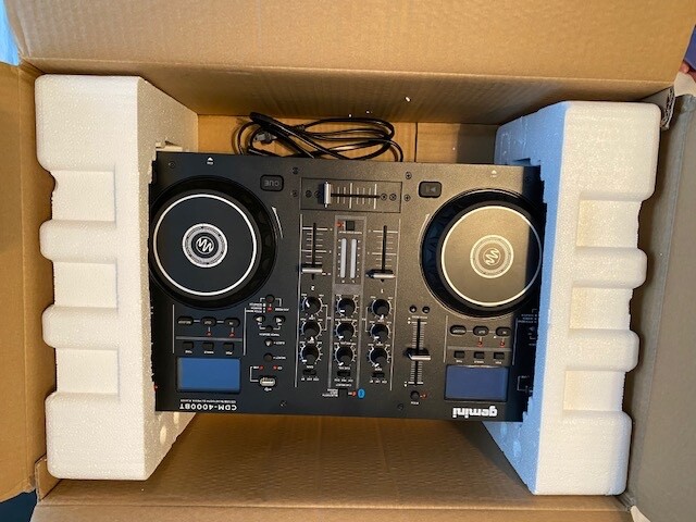 Gemini CDM-4000BT USB/CD DJ Player
