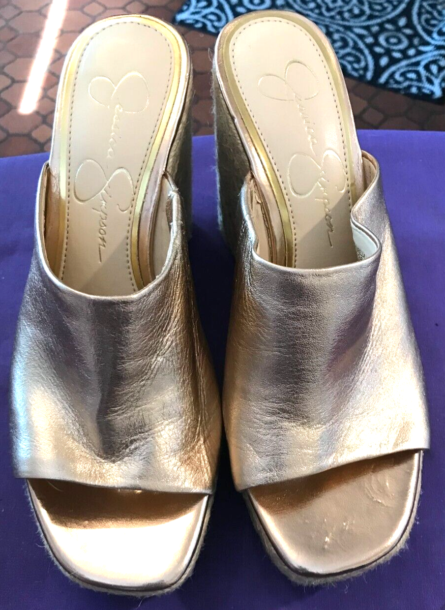 Jessica Simpson Sohilea Décolleté Con Piattaforma – Tacco A Spillo Punta Aperta, Colore Champagne, 38 EU - 2