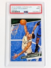 2019-20 Panini Chronicles Green #62 Giannis Antetokounmpo PSA 9 Milwaukee Bucks