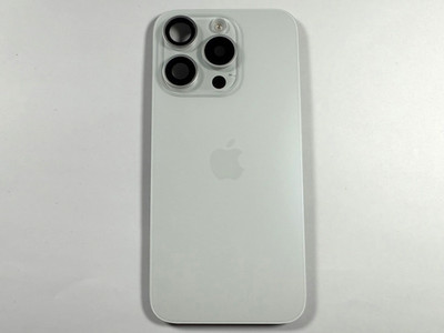 Apple Original Entnommen Backcover Hinterdeckel Weiss iPhone 15 Pro Max Pulled