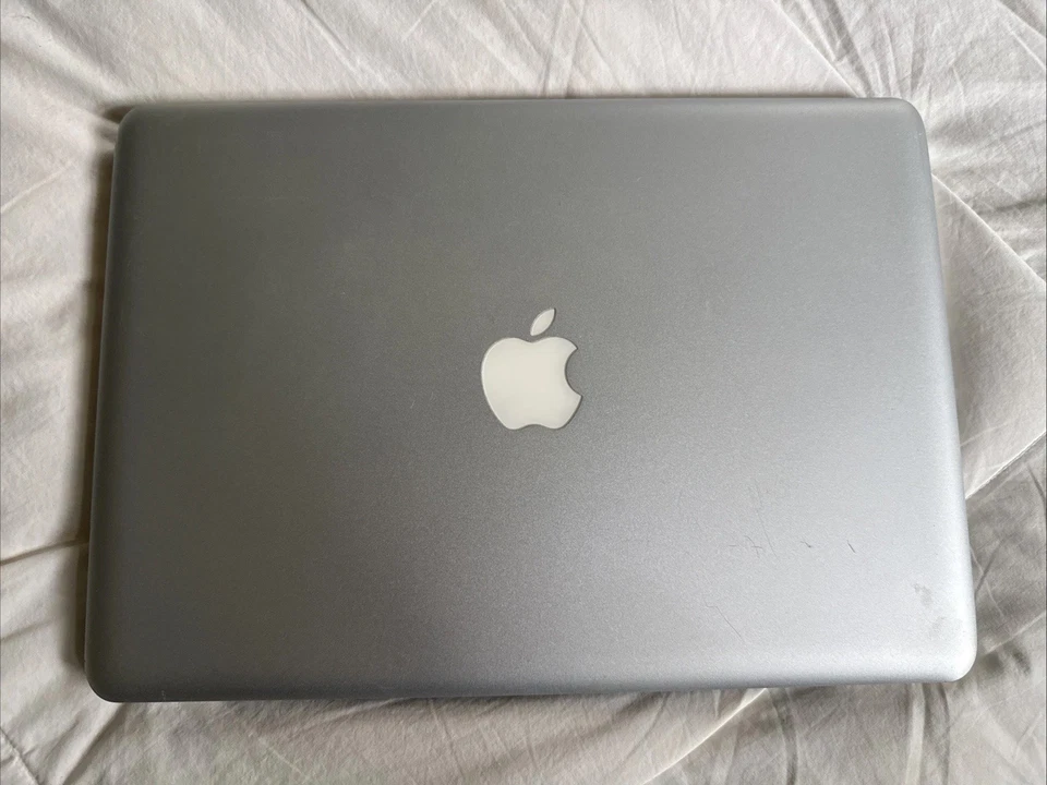 Apple MacBook Pro Retina Display Laptop - Image 2 of 4