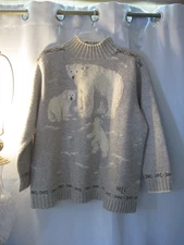 Vintage Lauren Ralph Lauren Polar Bear Sweater 100% lambswool, 1 x