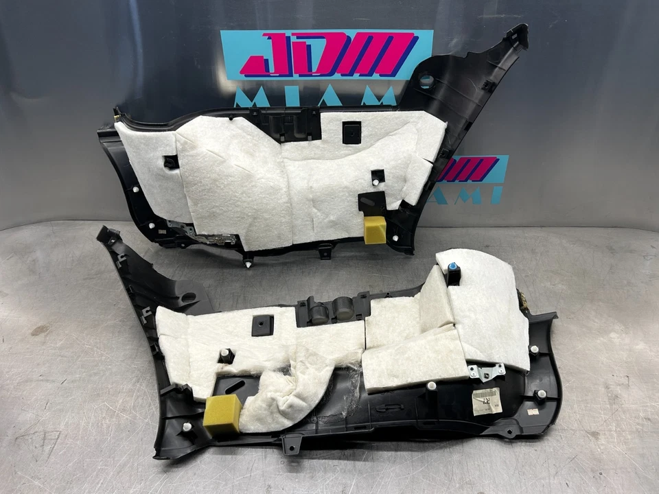 Juego de panel de moldura interior maletero trasero Subaru Impreza WRX STI 2008-2014 hatchback Foto 3 de 4